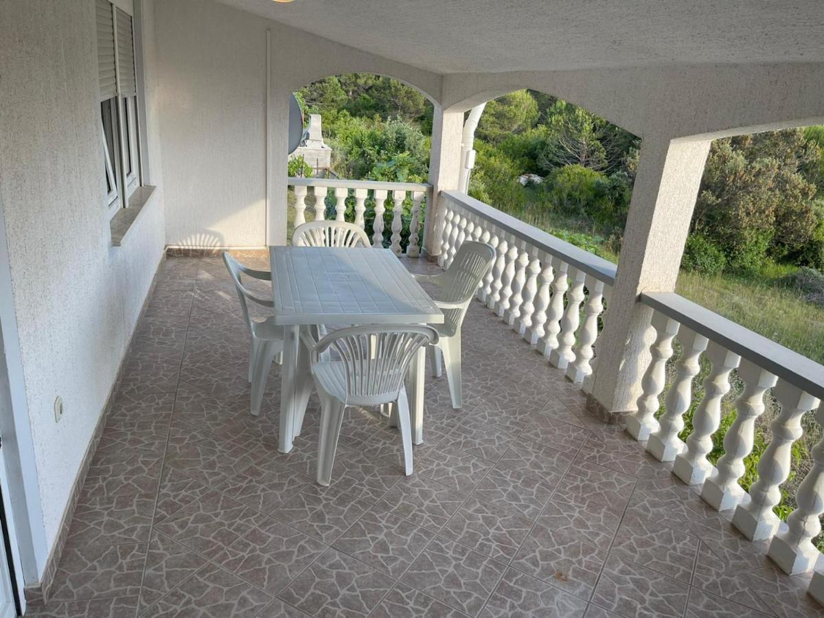 Apartment Bagic Vir Exterior foto